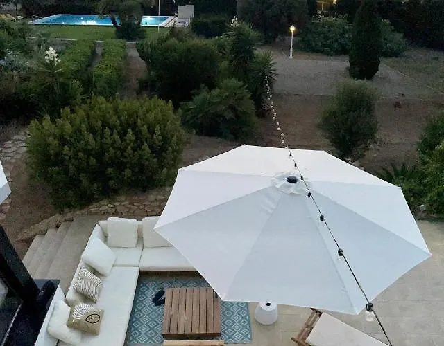 Spacious Villa With Private Pool In Serene Countryside