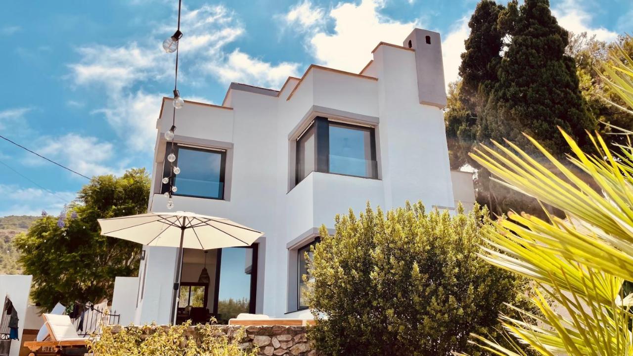 Willa Spacious With Private Pool In Serene Countryside