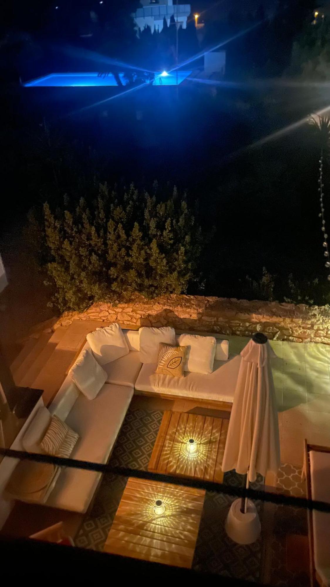 Spacious With Private Pool In Serene Countryside *