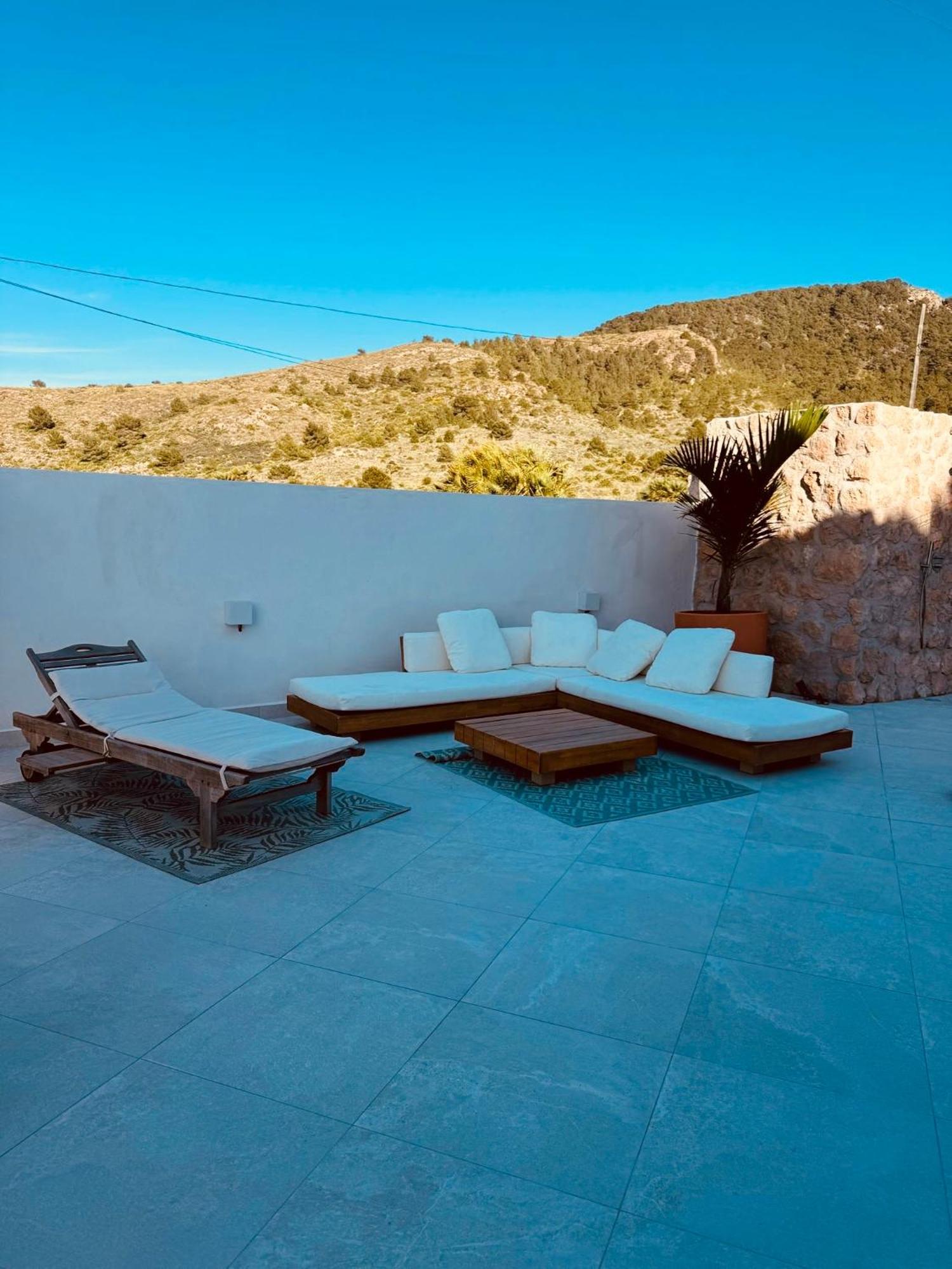Spacious With Private Pool In Serene Countryside Willa